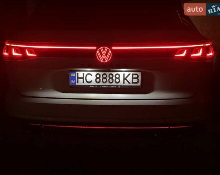 Бежевый Фольксваген Туарег, объемом двигателя 2.97 л и пробегом 27 тыс. км за 77000 $, фото 37 на Automoto.ua