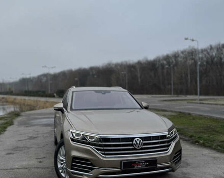 Бежевий Фольксваген Туарег, об'ємом двигуна 3 л та пробігом 124 тис. км за 43900 $, фото 1 на Automoto.ua