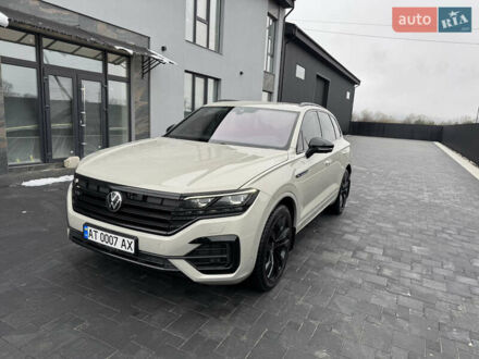Фольксваген Туарег 2021 в Коростене на Automoto.ua Бежевый Фольксваген Туарег, объемом двигателя 2.97 л и пробегом 139 тыс. км за 55999 $, фото 1 на Automoto.ua