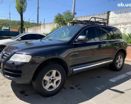 Черный Фольксваген Туарег, объемом двигателя 3.2 л и пробегом 270 тыс. км за 3475 $, фото 4 на Automoto.ua