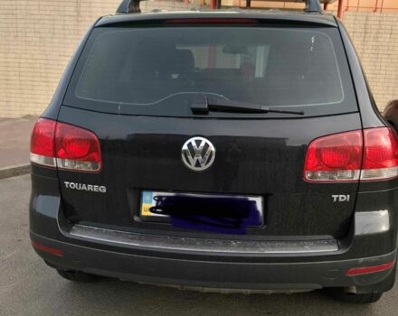 Чорний Фольксваген Туарег, об'ємом двигуна 2.5 л та пробігом 300 тис. км за 10500 $, фото 2 на Automoto.ua