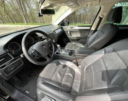 Черный Фольксваген Туарег, объемом двигателя 0 л и пробегом 189 тыс. км за 31500 $, фото 16 на Automoto.ua