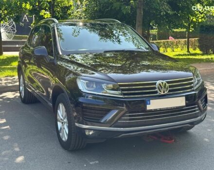 Черный Фольксваген Туарег, объемом двигателя 0 л и пробегом 189 тыс. км за 31500 $, фото 2 на Automoto.ua