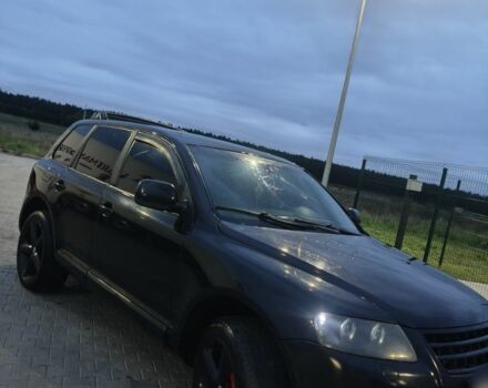 Черный Фольксваген Туарег, объемом двигателя 3 л и пробегом 318 тыс. км за 5800 $, фото 4 на Automoto.ua