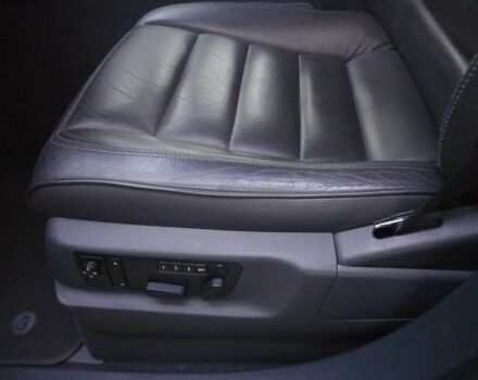 Черный Фольксваген Туарег, объемом двигателя 3.2 л и пробегом 204 тыс. км за 8100 $, фото 6 на Automoto.ua