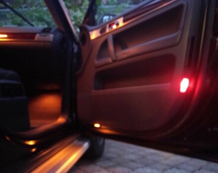 Черный Фольксваген Туарег, объемом двигателя 3.2 л и пробегом 204 тыс. км за 8100 $, фото 12 на Automoto.ua