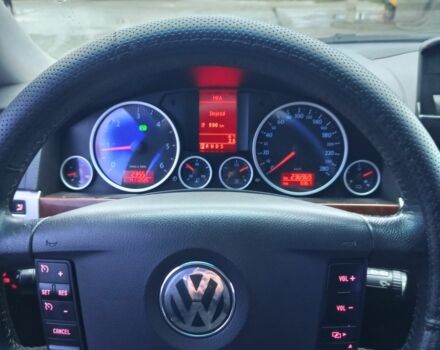 Черный Фольксваген Туарег, объемом двигателя 3 л и пробегом 237 тыс. км за 14300 $, фото 14 на Automoto.ua