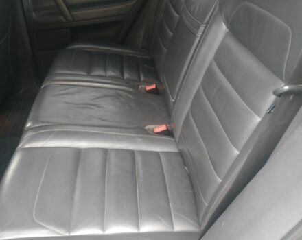 Черный Фольксваген Туарег, объемом двигателя 3 л и пробегом 262 тыс. км за 11200 $, фото 4 на Automoto.ua