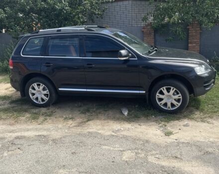 Черный Фольксваген Туарег, объемом двигателя 2.5 л и пробегом 338 тыс. км за 8500 $, фото 1 на Automoto.ua