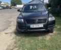 Черный Фольксваген Туарег, объемом двигателя 2.5 л и пробегом 338 тыс. км за 8500 $, фото 1 на Automoto.ua