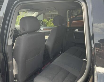 Черный Фольксваген Туарег, объемом двигателя 2.5 л и пробегом 280 тыс. км за 5000 $, фото 5 на Automoto.ua