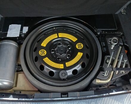 Черный Фольксваген Туарег, объемом двигателя 3 л и пробегом 146 тыс. км за 13000 $, фото 7 на Automoto.ua