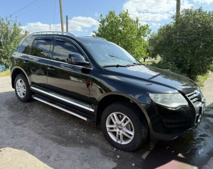 Черный Фольксваген Туарег, объемом двигателя 3 л и пробегом 330 тыс. км за 10500 $, фото 3 на Automoto.ua