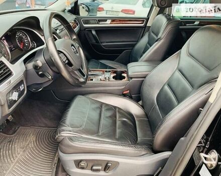 Черный Фольксваген Туарег, объемом двигателя 3 л и пробегом 264 тыс. км за 18500 $, фото 16 на Automoto.ua