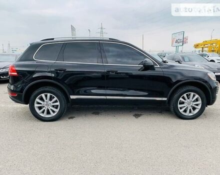 Черный Фольксваген Туарег, объемом двигателя 3 л и пробегом 264 тыс. км за 18500 $, фото 3 на Automoto.ua