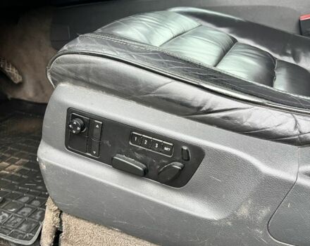 Черный Фольксваген Туарег, объемом двигателя 3.2 л и пробегом 340 тыс. км за 7000 $, фото 11 на Automoto.ua