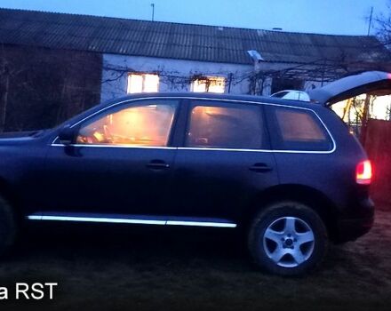 Черный Фольксваген Туарег, объемом двигателя 2.5 л и пробегом 310 тыс. км за 7500 $, фото 5 на Automoto.ua