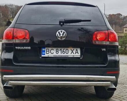 Черный Фольксваген Туарег, объемом двигателя 3.2 л и пробегом 237 тыс. км за 7500 $, фото 9 на Automoto.ua