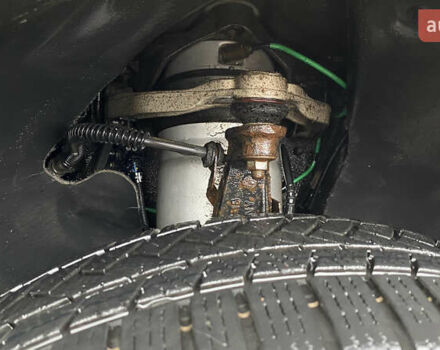 Черный Фольксваген Туарег, объемом двигателя 2.5 л и пробегом 373 тыс. км за 6950 $, фото 14 на Automoto.ua