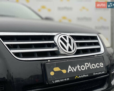 Черный Фольксваген Туарег, объемом двигателя 2.5 л и пробегом 373 тыс. км за 6950 $, фото 10 на Automoto.ua