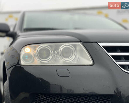 Черный Фольксваген Туарег, объемом двигателя 2.5 л и пробегом 373 тыс. км за 6950 $, фото 9 на Automoto.ua