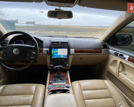 Черный Фольксваген Туарег, объемом двигателя 2.5 л и пробегом 373 тыс. км за 6950 $, фото 62 на Automoto.ua