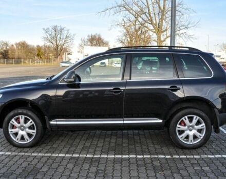 Черный Фольксваген Туарег, объемом двигателя 3 л и пробегом 247 тыс. км за 4500 $, фото 4 на Automoto.ua