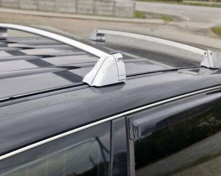 Черный Фольксваген Туарег, объемом двигателя 3.2 л и пробегом 237 тыс. км за 7500 $, фото 27 на Automoto.ua