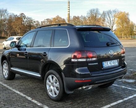 Черный Фольксваген Туарег, объемом двигателя 3 л и пробегом 247 тыс. км за 4500 $, фото 2 на Automoto.ua