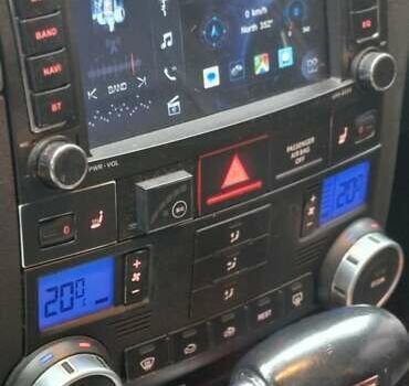 Черный Фольксваген Туарег, объемом двигателя 3.2 л и пробегом 237 тыс. км за 7500 $, фото 22 на Automoto.ua