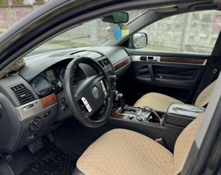 Чорний Фольксваген Туарег, об'ємом двигуна 3.2 л та пробігом 3 тис. км за 4000 $, фото 4 на Automoto.ua