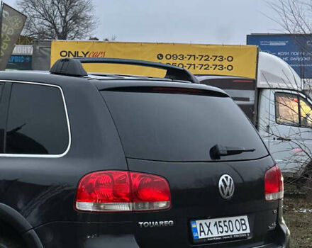 Черный Фольксваген Туарег, объемом двигателя 4.17 л и пробегом 343 тыс. км за 5500 $, фото 6 на Automoto.ua