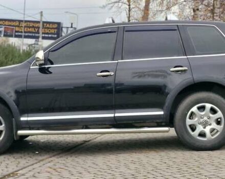 Черный Фольксваген Туарег, объемом двигателя 3.2 л и пробегом 237 тыс. км за 7500 $, фото 6 на Automoto.ua