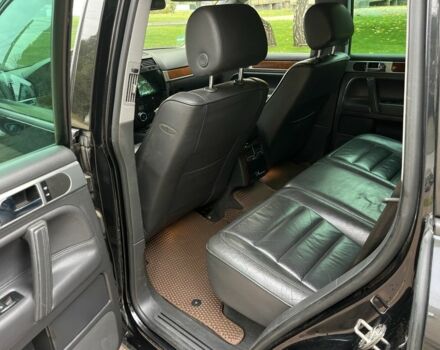 Чорний Фольксваген Туарег, об'ємом двигуна 3.2 л та пробігом 280 тис. км за 5000 $, фото 5 на Automoto.ua