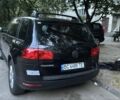 Черный Фольксваген Туарег, объемом двигателя 3.2 л и пробегом 396 тыс. км за 6450 $, фото 1 на Automoto.ua