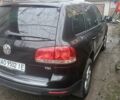 Чорний Фольксваген Туарег, об'ємом двигуна 2.46 л та пробігом 390 тис. км за 8500 $, фото 4 на Automoto.ua