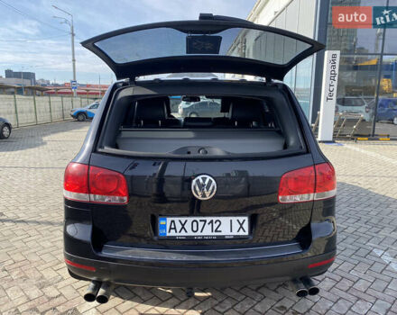 Чорний Фольксваген Туарег, об'ємом двигуна 3.2 л та пробігом 256 тис. км за 9200 $, фото 10 на Automoto.ua
