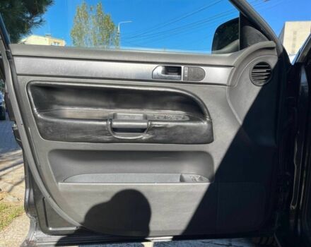 Черный Фольксваген Туарег, объемом двигателя 3.2 л и пробегом 380 тыс. км за 6700 $, фото 7 на Automoto.ua