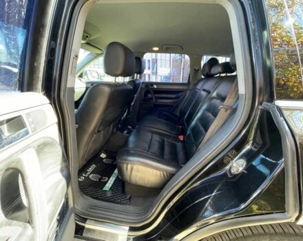 Черный Фольксваген Туарег, объемом двигателя 3.2 л и пробегом 380 тыс. км за 6700 $, фото 19 на Automoto.ua