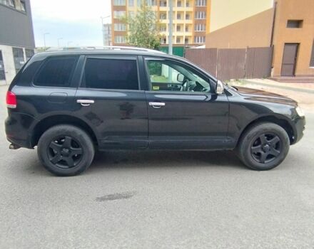Черный Фольксваген Туарег, объемом двигателя 2.5 л и пробегом 168 тыс. км за 3900 $, фото 2 на Automoto.ua