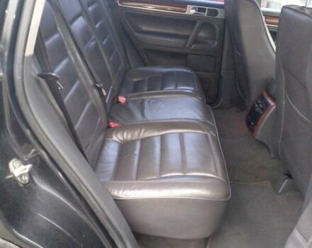 Чорний Фольксваген Туарег, об'ємом двигуна 2.5 л та пробігом 400 тис. км за 8600 $, фото 20 на Automoto.ua