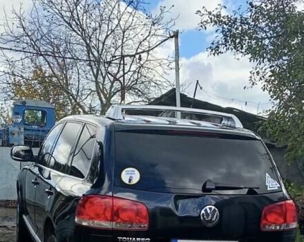 Черный Фольксваген Туарег, объемом двигателя 5 л и пробегом 315 тыс. км за 8500 $, фото 4 на Automoto.ua