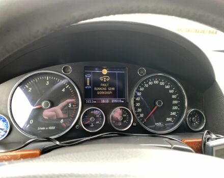 Черный Фольксваген Туарег, объемом двигателя 2.5 л и пробегом 399 тыс. км за 2400 $, фото 6 на Automoto.ua