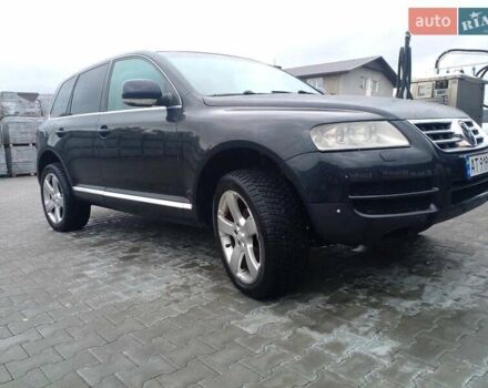 Чорний Фольксваген Туарег, об'ємом двигуна 2.5 л та пробігом 400 тис. км за 8600 $, фото 3 на Automoto.ua