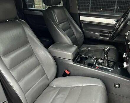 Черный Фольксваген Туарег, объемом двигателя 2.5 л и пробегом 420 тыс. км за 7999 $, фото 22 на Automoto.ua