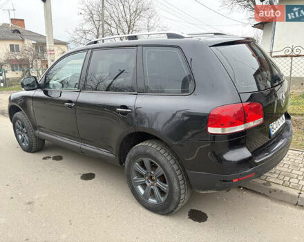 Черный Фольксваген Туарег, объемом двигателя 2.51 л и пробегом 321 тыс. км за 5999 $, фото 3 на Automoto.ua