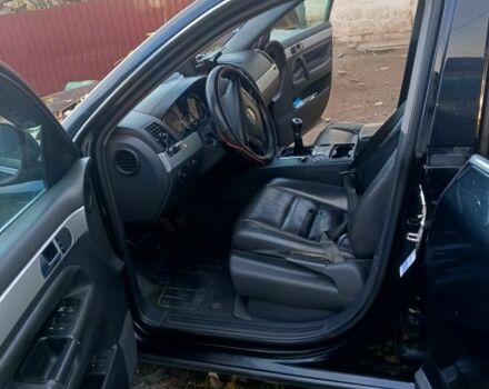 Чорний Фольксваген Туарег, об'ємом двигуна 2 л та пробігом 380 тис. км за 5460 $, фото 3 на Automoto.ua