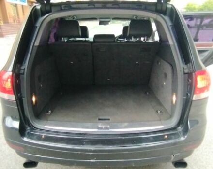 Черный Фольксваген Туарег, объемом двигателя 2.5 л и пробегом 168 тыс. км за 3900 $, фото 7 на Automoto.ua