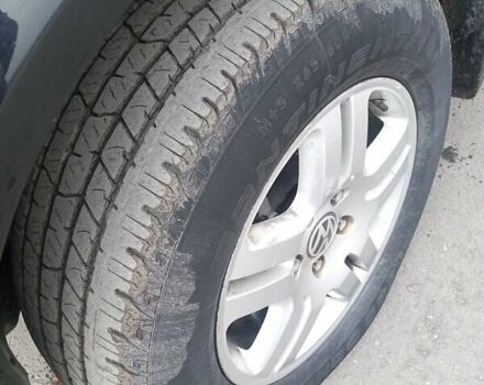 Черный Фольксваген Туарег, объемом двигателя 3.19 л и пробегом 236 тыс. км за 10000 $, фото 4 на Automoto.ua