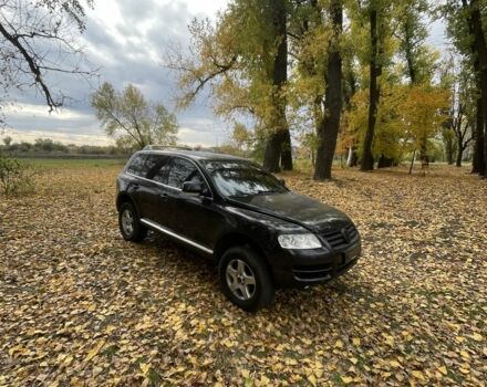 Черный Фольксваген Туарег, объемом двигателя 2.5 л и пробегом 300 тыс. км за 4100 $, фото 1 на Automoto.ua